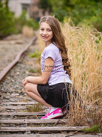 052725 ELIANA 200