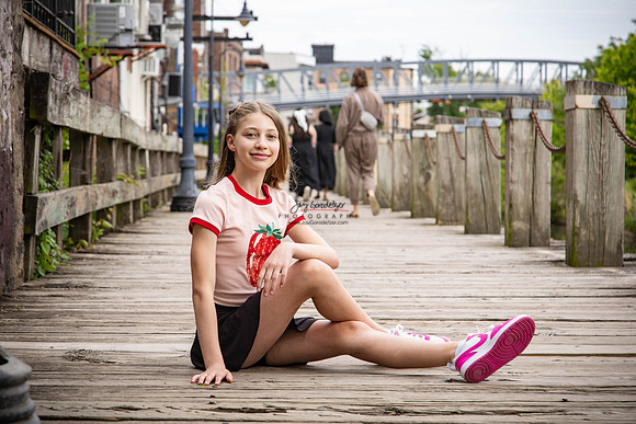 052725 ELIANA 127