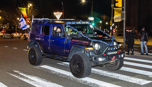 122025 PARADE 046