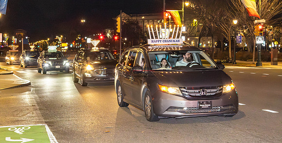 122025 PARADE 049