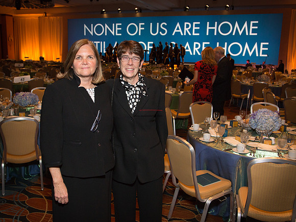 042214 GALA 045