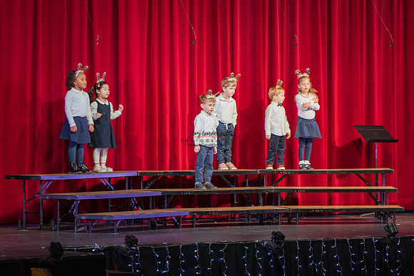 20251209_GraysonSchoolWinterfest-70