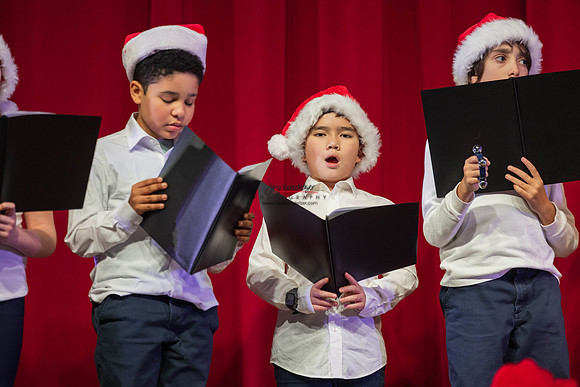 20251209_GraysonSchoolWinterfest-168