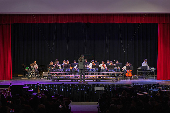 20251209_GraysonSchoolWinterfest-178