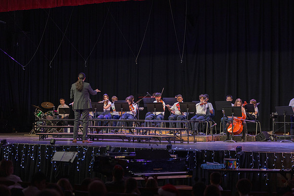 20251209_GraysonSchoolWinterfest-177
