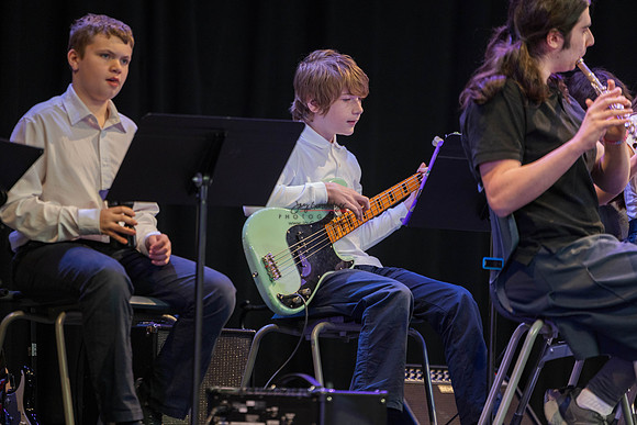 20251209_GraysonSchoolWinterfest-181