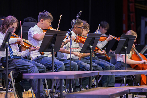 20251209_GraysonSchoolWinterfest-186