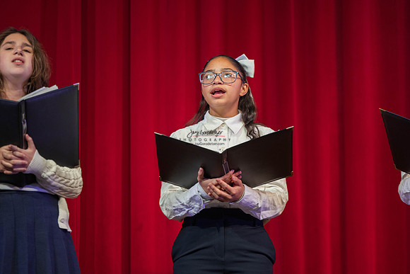 20251209_GraysonSchoolWinterfest-221