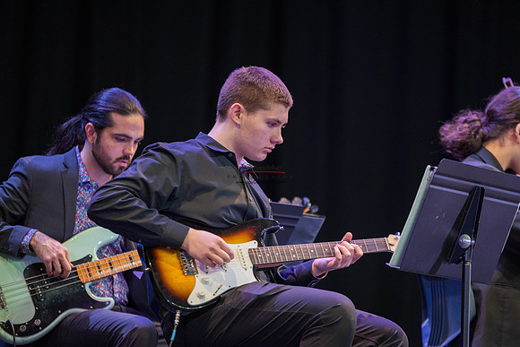 20251209_GraysonSchoolWinterfest-230