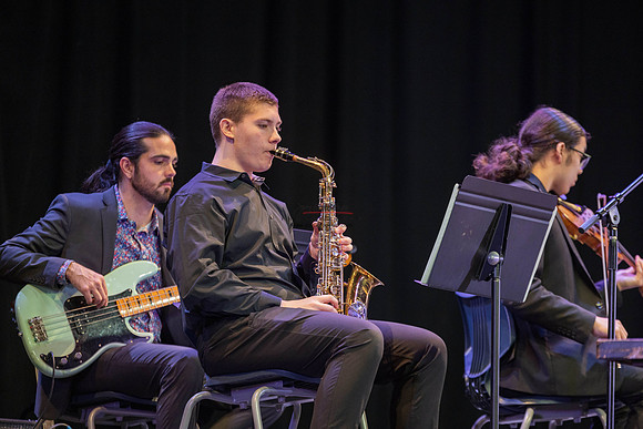 20251209_GraysonSchoolWinterfest-245