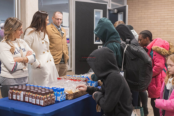 20251209_GraysonSchoolWinterfest-256