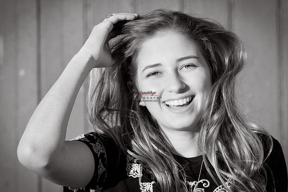 110418 SENIOR 947 BW