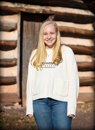 110418 SENIOR 521