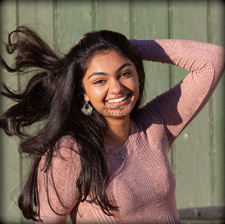 110418 SENIOR 932