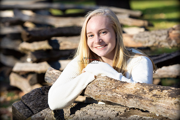 110418 SENIOR 669-Edit