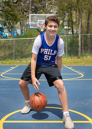 042421 HENRY 654-2