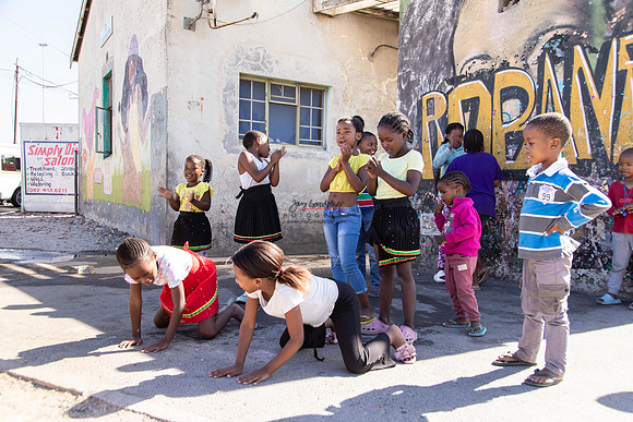 032824 CAPE TOWN 108