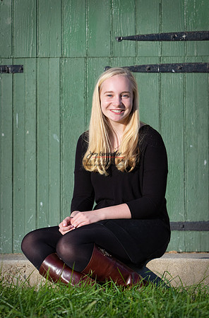 110418 SENIOR 922