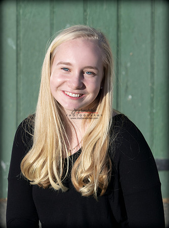 110418 SENIOR 915-Edit