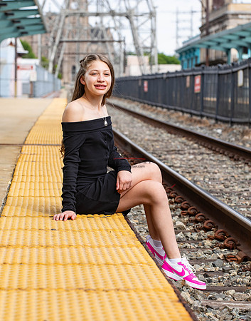 052725 ELIANA 041