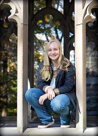 110418 SENIOR 082