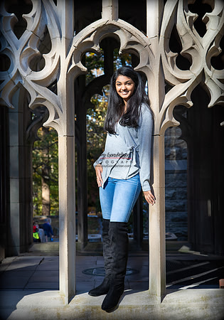 110418 SENIOR 112