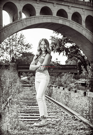 061422 OLIVIA 131-2